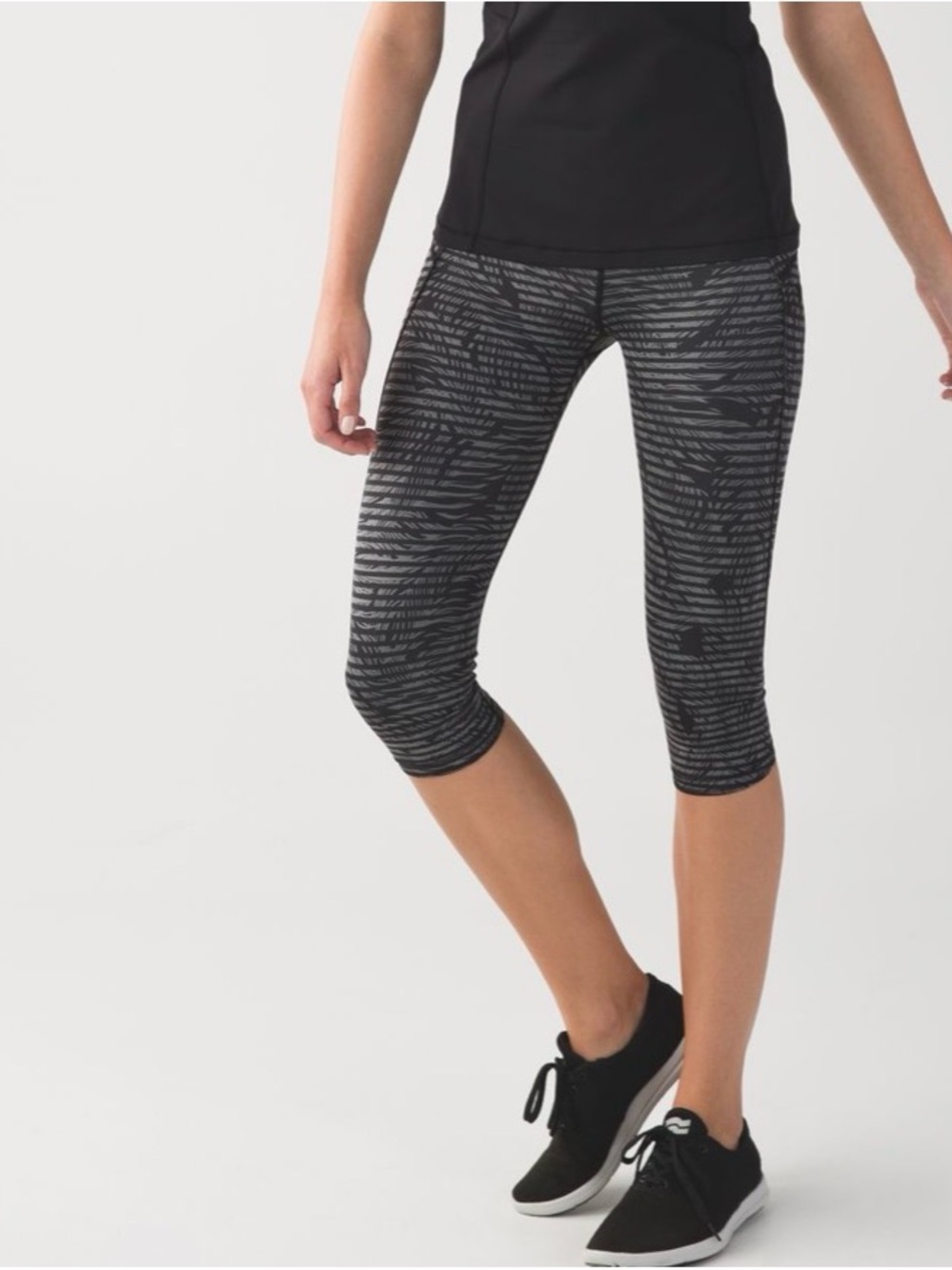 Lululemon Run: Top Speed Crop *Full-On Luxtreme